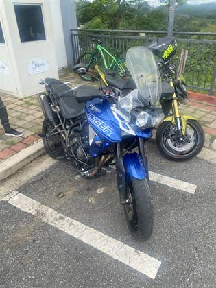 TRIUMPH TIGER 800 XRX TRIUMPH TIGER 800 XRX